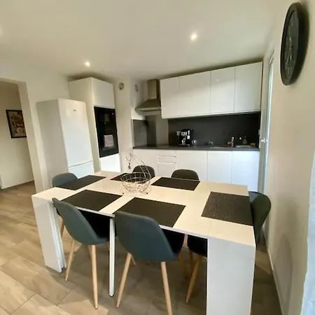 F4 Pour 6 Personnes Appartement Ajaccio (Corsica)