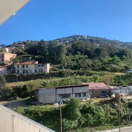 F4 Pour 6 Personnes Ajaccio (Corsica)